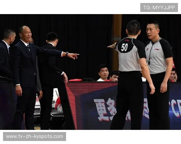 CBA联盟举办高水平裁判培训营提升执法质量，cba专业裁判